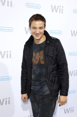 Jeremy Renner pic #332839
