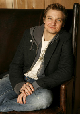 Jeremy Renner pic #574124
