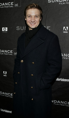 Jeremy Renner pic #578005