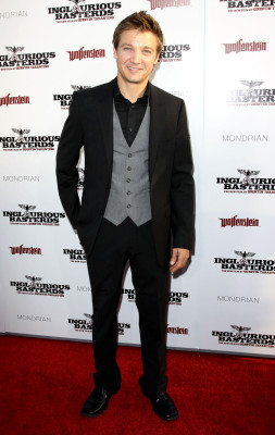 Jeremy Renner pic #600530