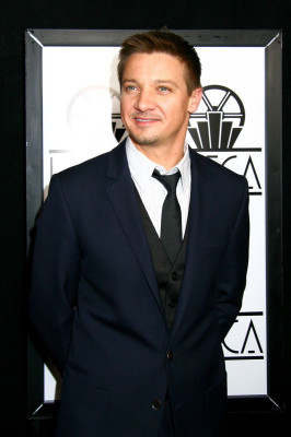 Jeremy Renner pic #605594