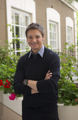 Jeremy Renner pic #569043