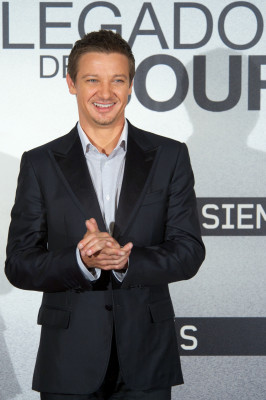 Jeremy Renner pic #513423