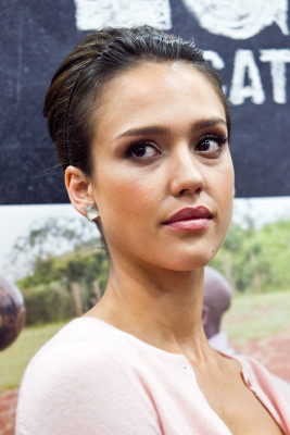 Jessica Alba pic #359100