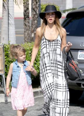 Jessica Alba pic #610934