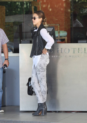 Jessica Alba pic #575826