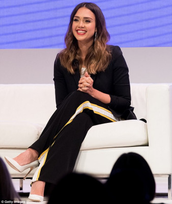 Jessica Alba pic #1043277
