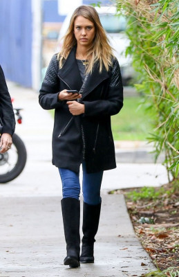 Jessica Alba pic #750461