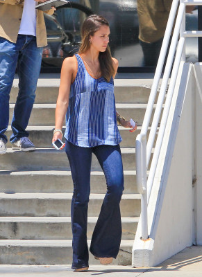 Jessica Alba pic #695615