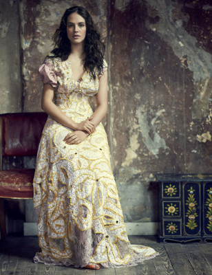 photo 6 in Jessica Brown Findlay gallery [id984360] 2017-11-30 00:00:00