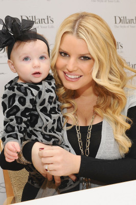 photo 8 in Jessica Simpson gallery [id305769] 2010-11-17 00:00:00