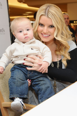 photo 9 in Jessica Simpson gallery [id305767] 2010-11-17 00:00:00
