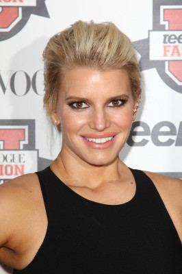 Jessica Simpson pic #765581