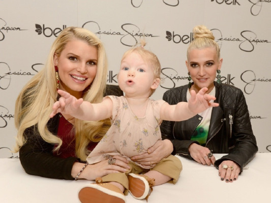 Jessica Simpson pic #592393