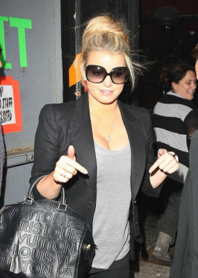 photo 15 in Jessica Simpson gallery [id296377] 2010-10-19 00:00:00