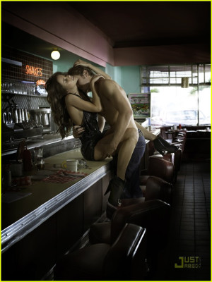 Jessica Stroup pic #257131