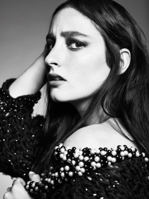 Jillian Banks pic #731029