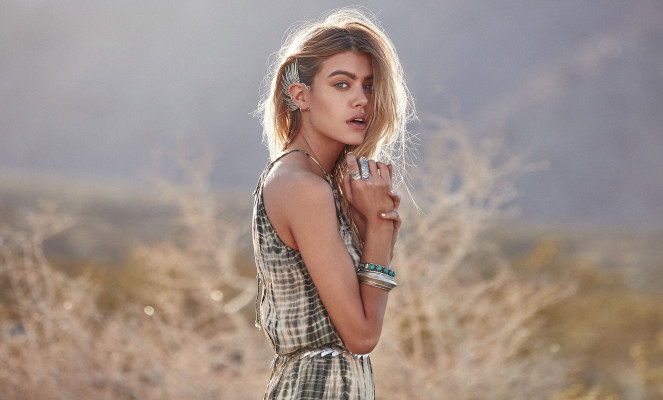 Joanna Halpin pic #786857