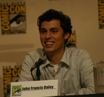 photo 7 in John Francis Daley gallery [id293811] 2010-10-07 00:00:00