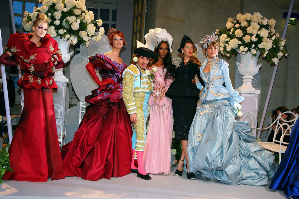 photo 29 in John Galliano gallery [id321130] 2010-12-29 00:00:00