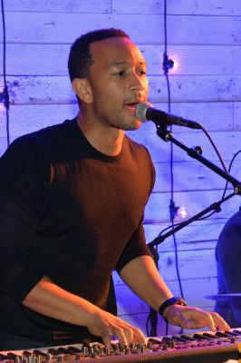 photo 16 in John Legend gallery [id630827] 2013-09-04 00:00:00