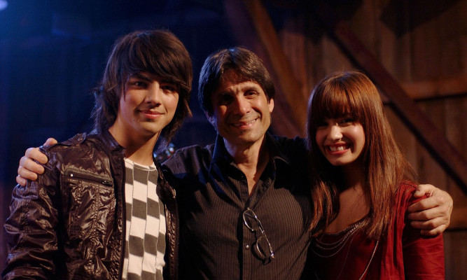 photo 18 in Jonas Brothers gallery [id468332] 2012-04-01 00:00:00