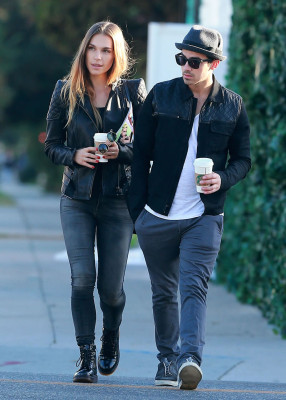 Jonas Brothers pic #640740