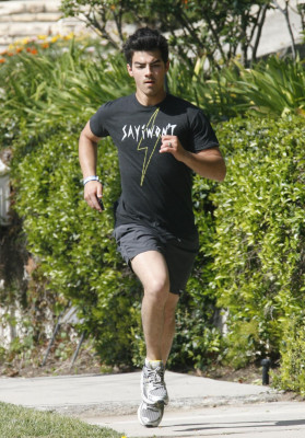Jonas Brothers pic #675133