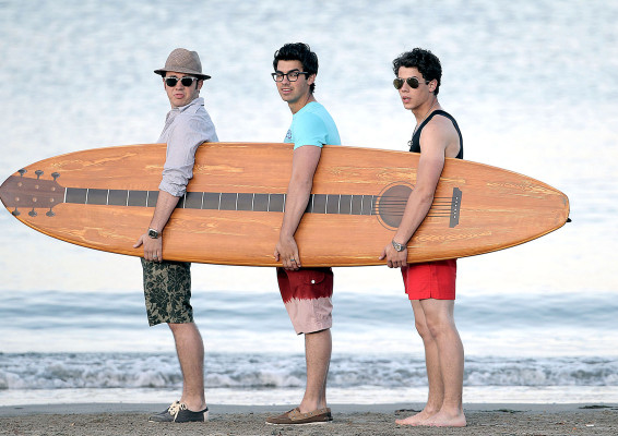 Jonas Brothers pic #253364