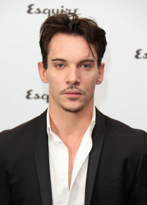 Jonathan Rhys-Meyers pic #601176