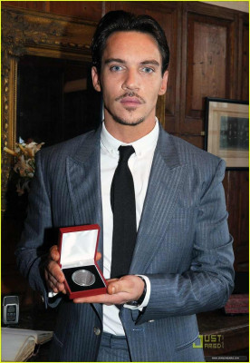 photo 18 in Rhys-Meyers gallery [id624175] 2013-08-07 00:00:00