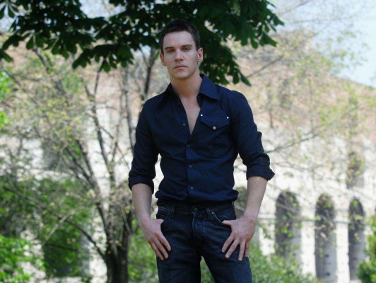 Jonathan Rhys-Meyers pic #612151