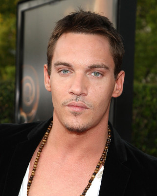 Jonathan Rhys-Meyers pic #607483