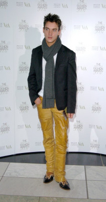 Jonathan Rhys-Meyers pic #722055