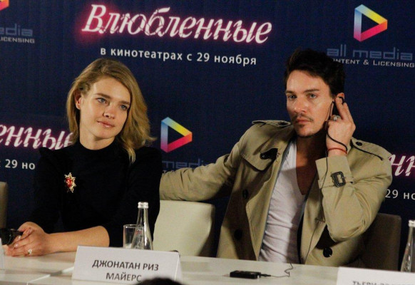 Jonathan Rhys-Meyers pic #610533