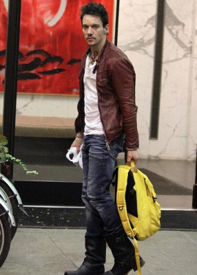 Jonathan Rhys-Meyers pic #630474
