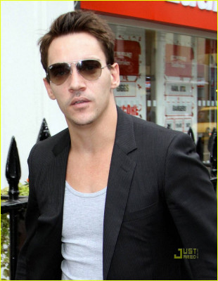 Jonathan Rhys-Meyers pic #288800