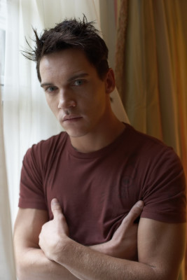 photo 14 in Jonathan Rhys-Meyers gallery [id294772] 2010-10-12 00:00:00
