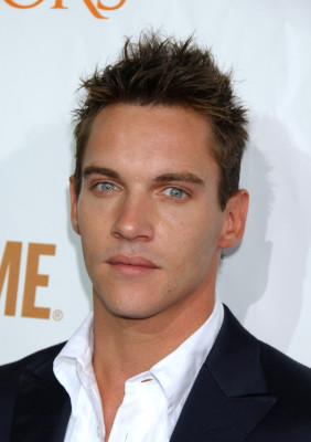 Jonathan Rhys-Meyers pic #621280