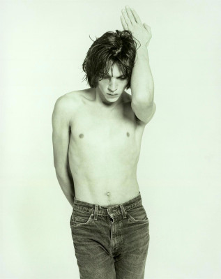 Jonathan Rhys-Meyers pic #139475