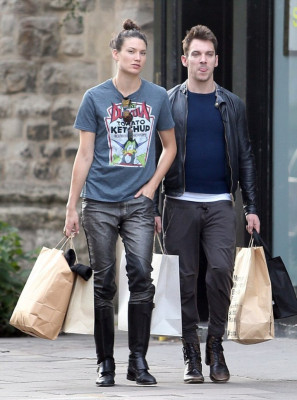 Jonathan Rhys-Meyers pic #630470