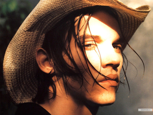 Jonathan Rhys-Meyers pic #139480