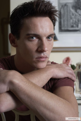 Jonathan Rhys-Meyers pic #139387