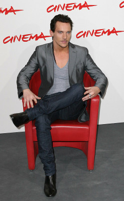photo 16 in Jonathan Rhys-Meyers gallery [id614340] 2013-06-29 00:00:00