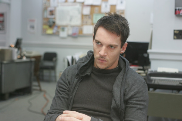 Jonathan Rhys-Meyers pic #617137
