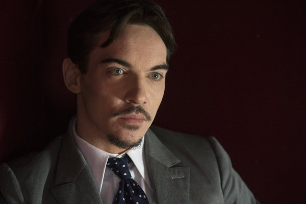 Jonathan Rhys-Meyers pic #640132