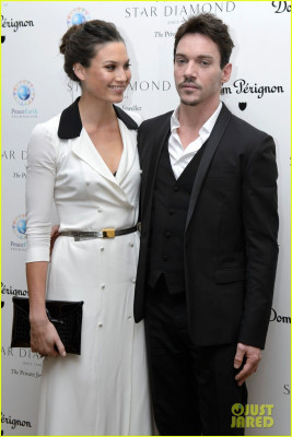 Jonathan Rhys-Meyers pic #630464