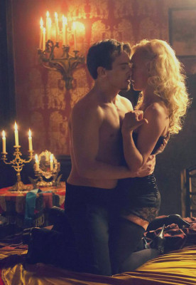 Jonathan Rhys-Meyers pic #642300