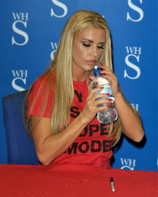 Katie Price (Jordan) pic #484637
