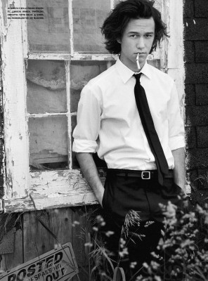 photo 9 in Joseph Gordon-Levitt gallery [id215271] 2009-12-17 00:00:00